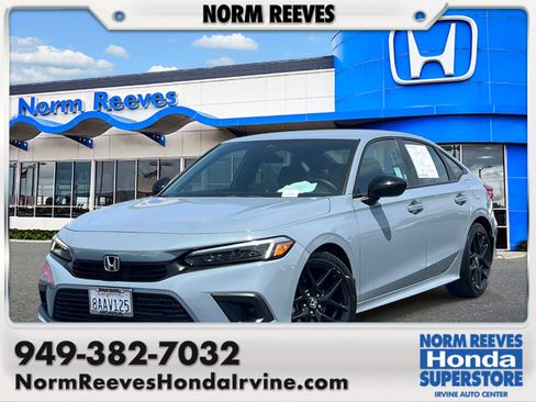 Used 2023 Honda Civic Sport image 1