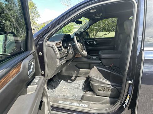 Certified 2023 Chevrolet Suburban High Country w/ Max Trailering Package RWD image 2