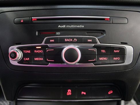 Used 2018 Audi Q3 2.0T Premium Plus w/ Premium Plus Package image 16