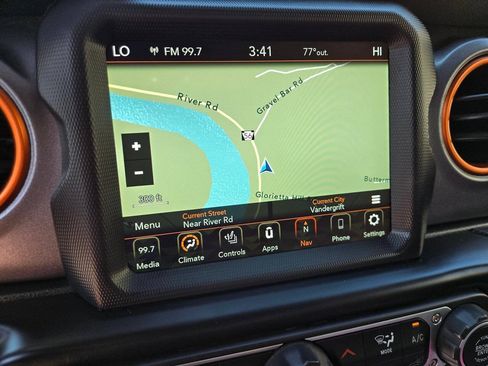 Used 2022 Jeep Gladiator Mojave w/ LED Lighting Group AWD/4WD image 16