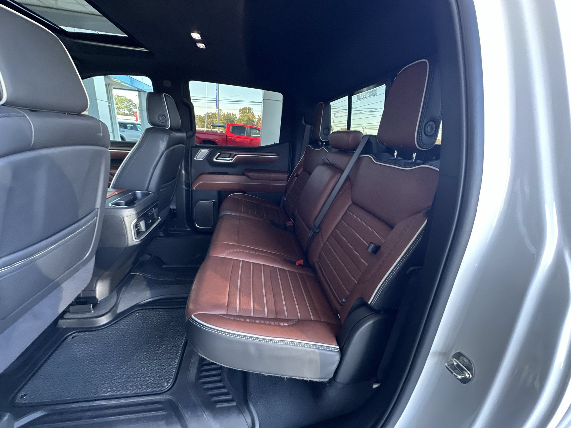Certified 2024 GMC Sierra 1500 Denali Ultimate AWD/4WD image 26