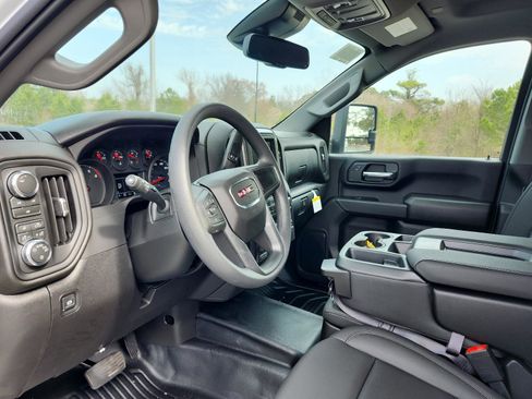 New 2026 GMC Sierra 2500 Pro w/ 1SA Pro Safety Plus Package AWD/4WD image 11