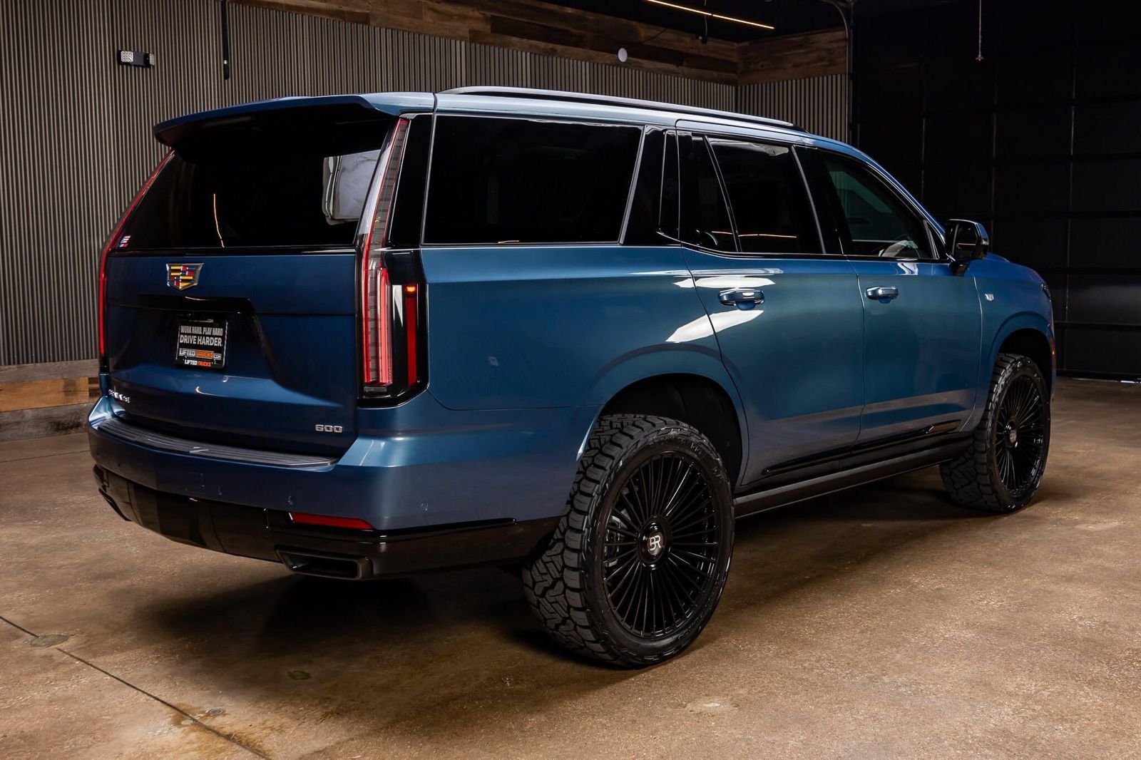 Used 2025 Cadillac Escalade Sport Platinum AWD/4WD image 10