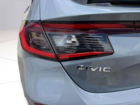Used 2024 Honda Civic Sport image 14
