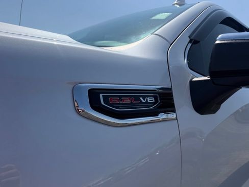 Used 2023 GMC Sierra 1500 Denali w/ Technology Package AWD/4WD image 22
