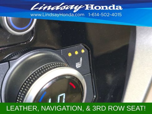 Used 2021 Toyota Highlander XLE AWD/4WD image 20