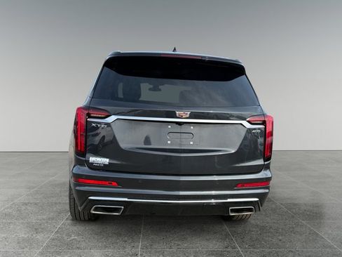 Used 2020 Cadillac XT6 Premium Luxury image 4