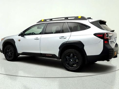 Used 2025 Subaru Outback Wilderness AWD/4WD image 7