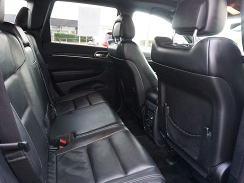 Used 2017 Jeep Grand Cherokee Limited AWD/4WD image 21