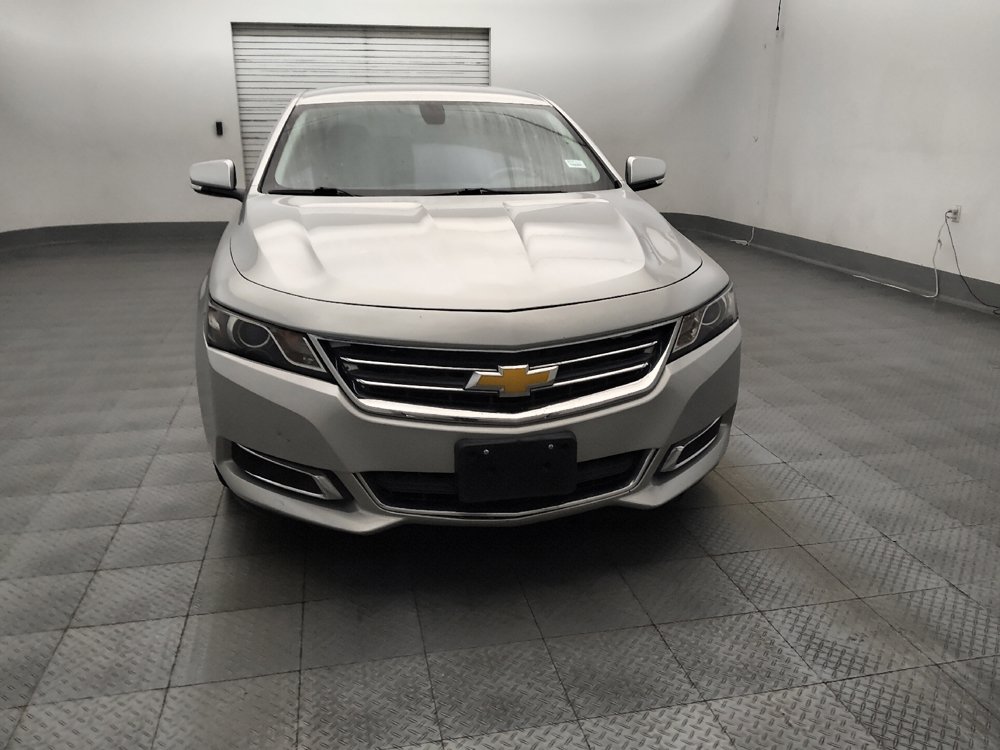 Used 2016 Chevrolet Impala LT FWD image 14