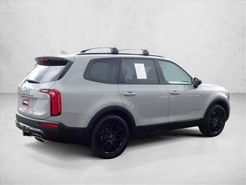 Used 2022 Kia Telluride SX w/ SX Prestige Package AWD/4WD image 4