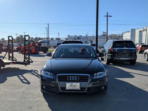 Used 2009 Audi A4 2.0T Premium image 2
