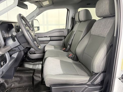 Certified 2023 Ford F350 XLT w/ 360-Degree Camera Package image 11