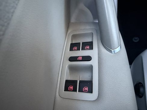 Used 2020 Volkswagen Passat 2.0T SEL image 24