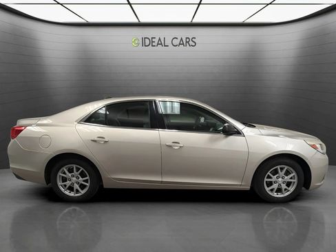 Used 2013 Chevrolet Malibu LS FWD image 4