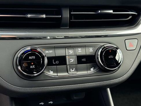 New 2026 Buick Envista Preferred w/ Convenience I Package FWD image 19