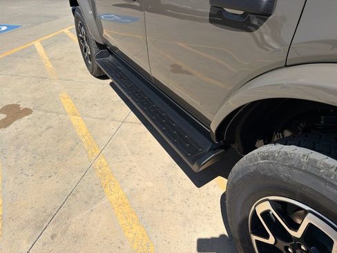 New 2026 Ford Bronco Outer Banks AWD/4WD image 9