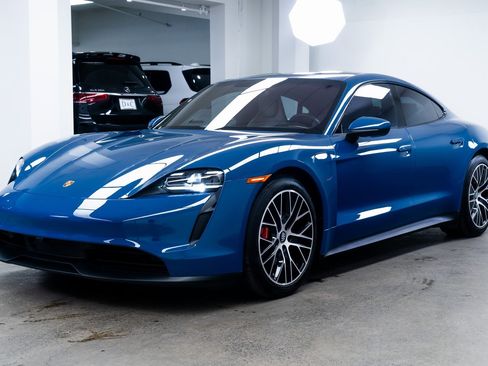 Used 2023 Porsche Taycan 4S image 3