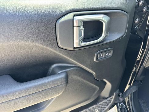 New 2026 Jeep Gladiator Sport image 37