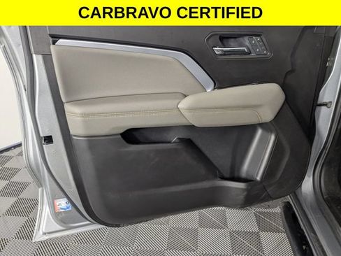 Certified 2025 Chevrolet Colorado ZR2 w/ Technology Package AWD/4WD image 10