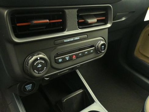 New 2026 Ford Maverick Lariat w/ 4K Tow Package AWD/4WD image 18