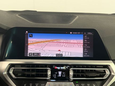 Used 2022 BMW 230i Coupe w/ Premium Package 2 RWD image 19