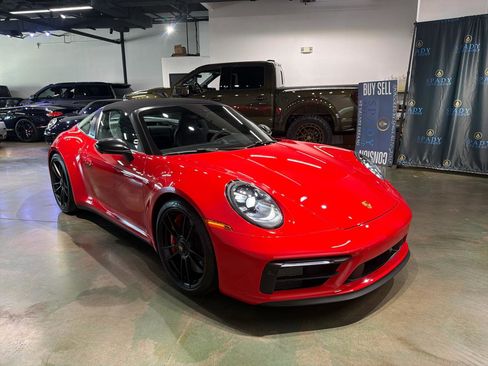Used 2024 Porsche 911 Targa 4 GTS AWD/4WD image 14