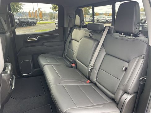 New 2026 GMC Sierra 1500 SLT w/ SLT Premium Package image 26