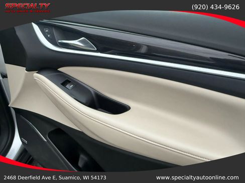 Used 2018 Buick Enclave Premium w/ Trailering Package image 31