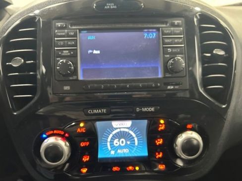 Used 2013 Nissan Juke SV AWD/4WD image 29