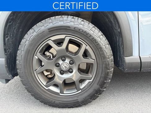 Certified 2025 Honda Pilot TrailSport image 12