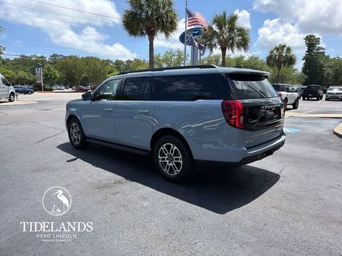 New 2026 Ford Expedition Max Active RWD image 5
