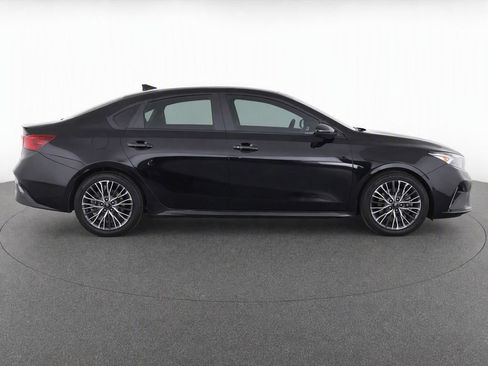 Used 2023 Kia Forte LXS FWD image 8