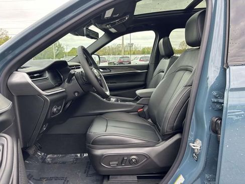 New 2026 Jeep Grand Cherokee L Limited AWD/4WD image 5