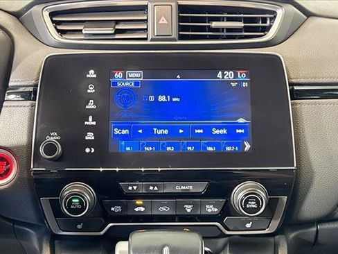 Used 2018 Honda CR-V Touring image 15
