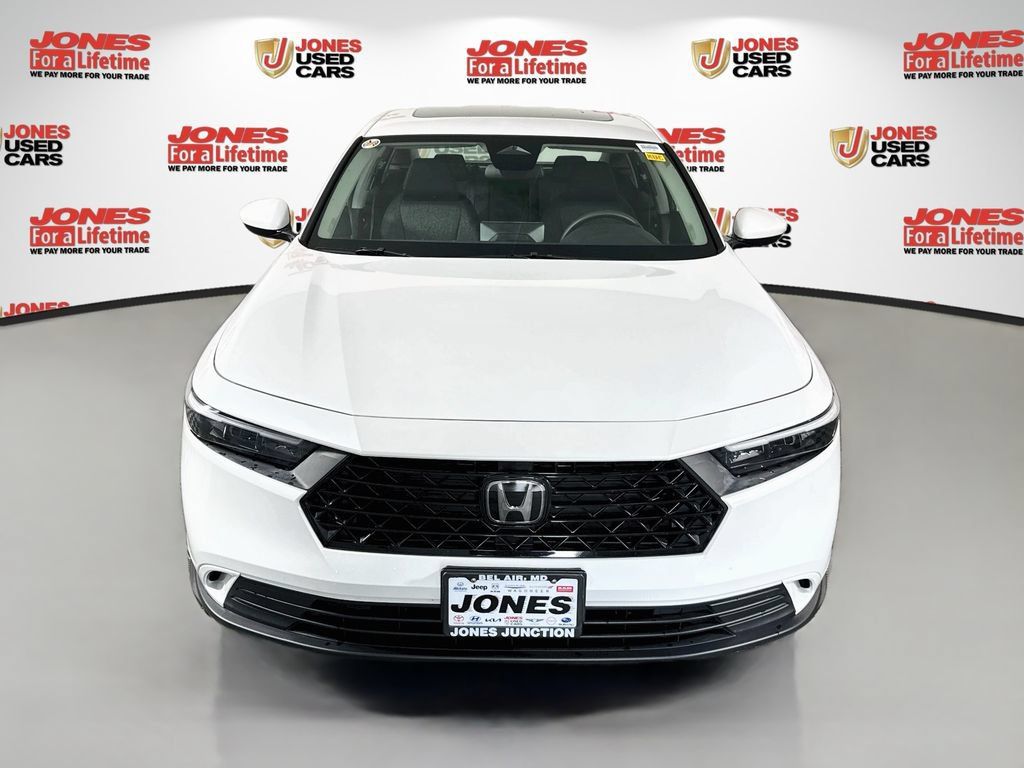 Used 2024 Honda Accord EX image 11
