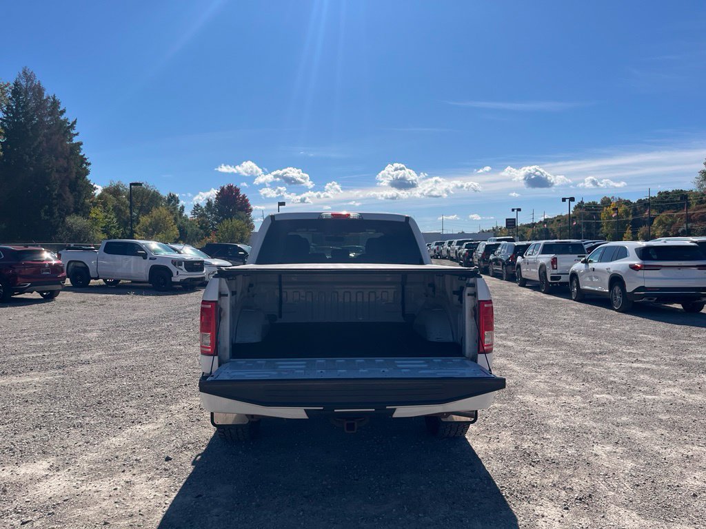 Used 2015 Ford F150 XLT w/ Equipment Group 301A Mid AWD/4WD image 10