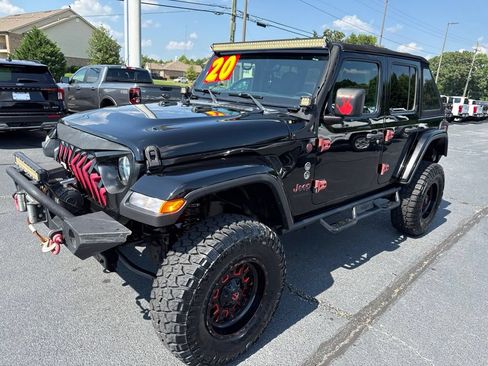 Used 2020 Jeep Wrangler Unlimited Rubicon AWD/4WD image 4