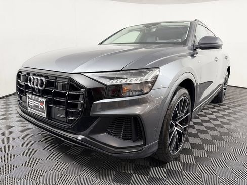 Used 2019 Audi Q8 Prestige AWD/4WD image 3