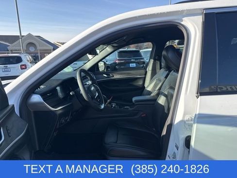 New 2026 Jeep Grand Cherokee Limited image 11