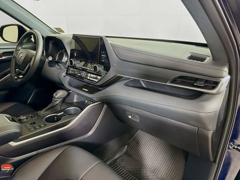 Used 2023 Toyota Highlander XSE AWD/4WD image 27