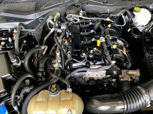 Used 2022 Ford Mustang Coupe w/ Equipment Group 101A RWD image 31
