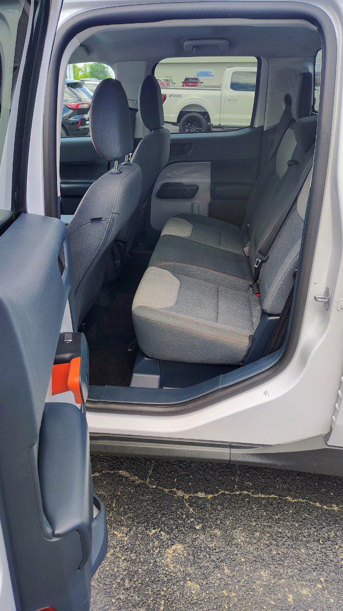 Used 2022 Ford Maverick XLT FWD image 15