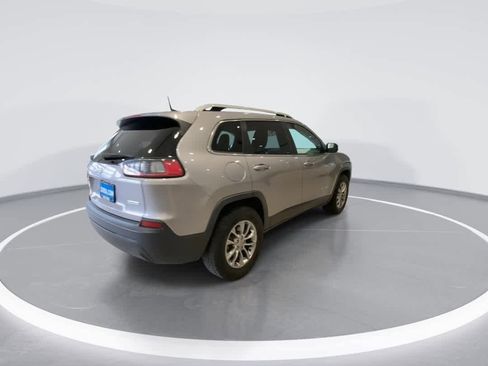 Used 2019 Jeep Cherokee Latitude Plus image 8