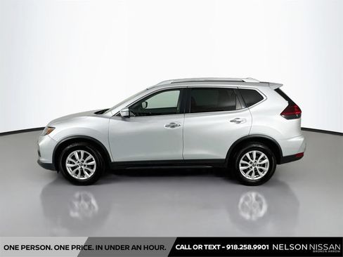 Used 2019 Nissan Rogue SV FWD image 8