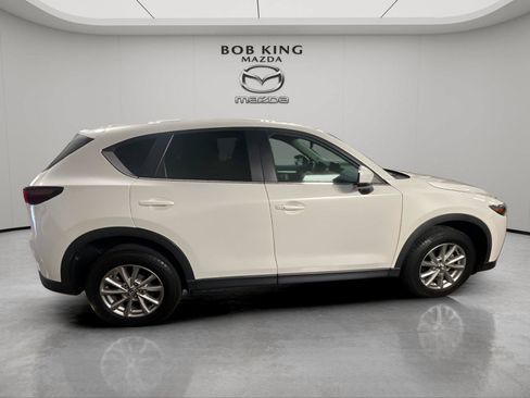 Used 2023 MAZDA CX-5 AWD 2.5 S w/ Select Package image 6