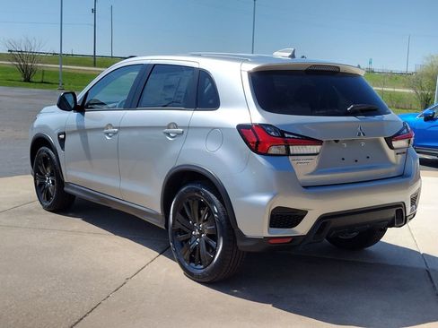 New 2026 Mitsubishi Outlander Sport LE AWD/4WD image 17