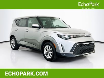 Used 2025 Kia Soul LX w/ LX Technology Package