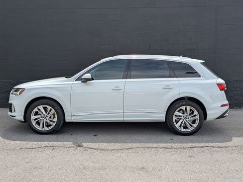 Used 2023 Audi Q7 3.0T Premium AWD/4WD image 8