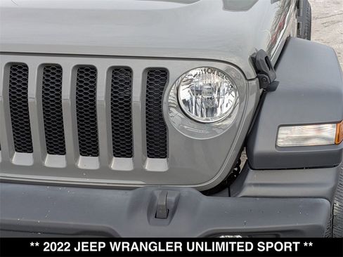 Used 2022 Jeep Wrangler Unlimited Sport image 18